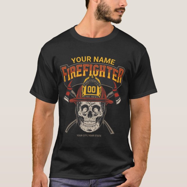 Personalized Fireman Skull Helmet Achse Firefighte T-Shirt (Vorderseite)