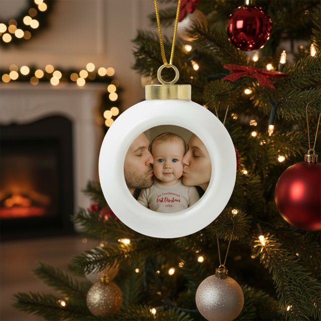 Personalized First Christmas Photo  Keramik Kugel-Ornament (Von Creator hochgeladen)