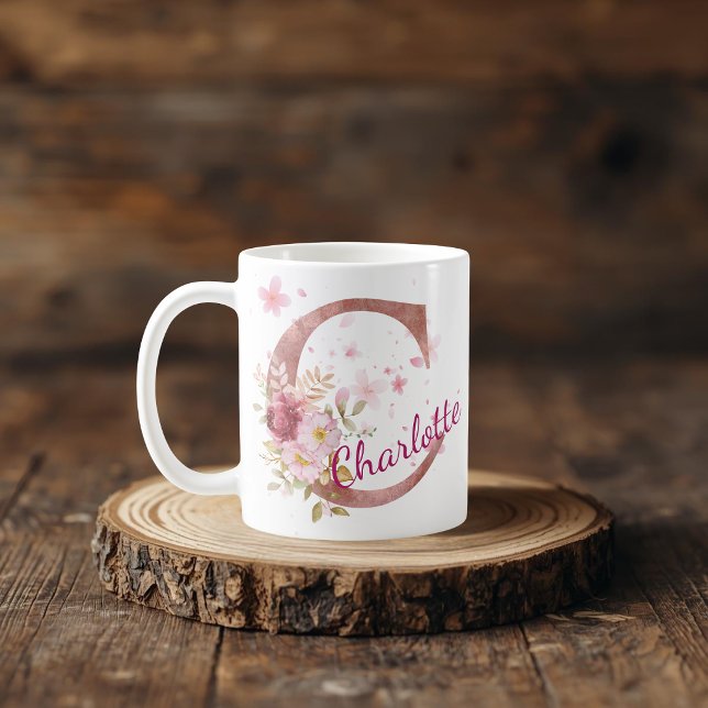 Personalized Floral Initial Mug – Letter C Kaffeetasse (Von Creator hochgeladen)