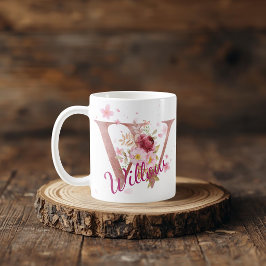 Personalized Floral Initial Mug – Letter W Kaffeetasse