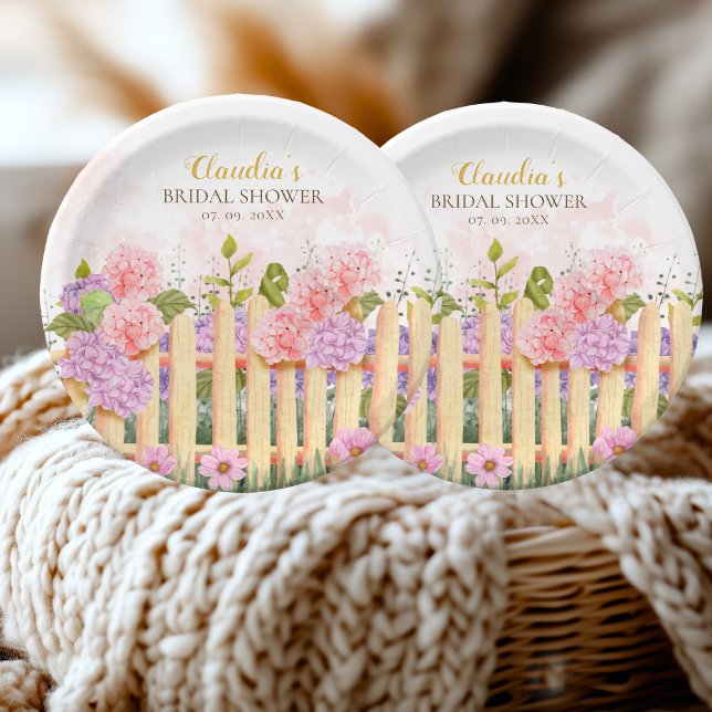 Personalized Floral Picket Fence Hydrangea Bridal  Pappteller (Von Creator hochgeladen)