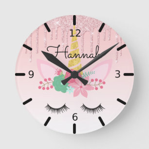 Personalized Floral Sleeping Unicorn Runde Wanduhr