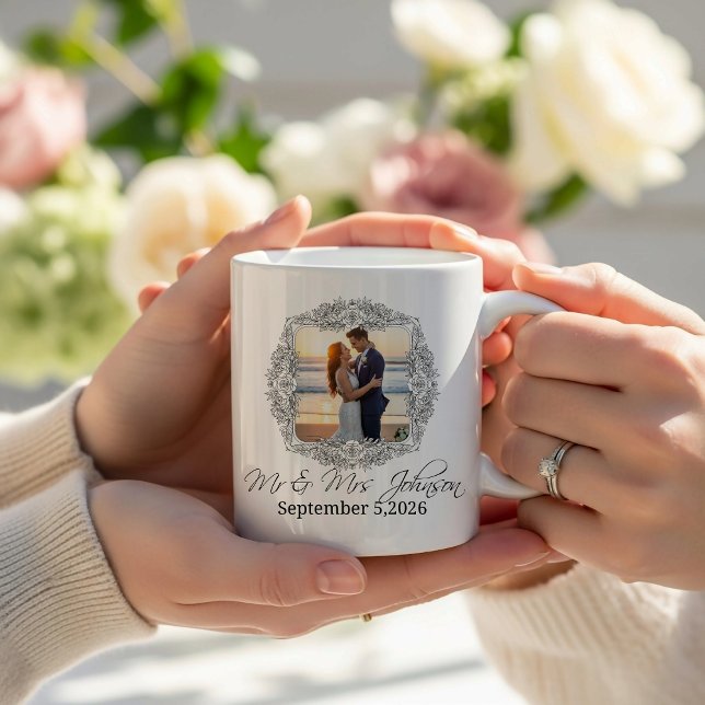 Personalized frame newlyweds mug kaffeetasse (Von Creator hochgeladen)