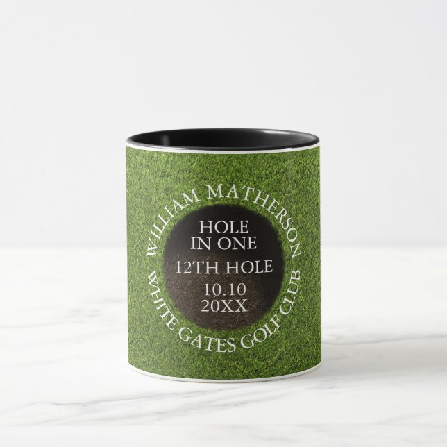 Personalized Golf Hole in One Award Tasse (Zentrum)