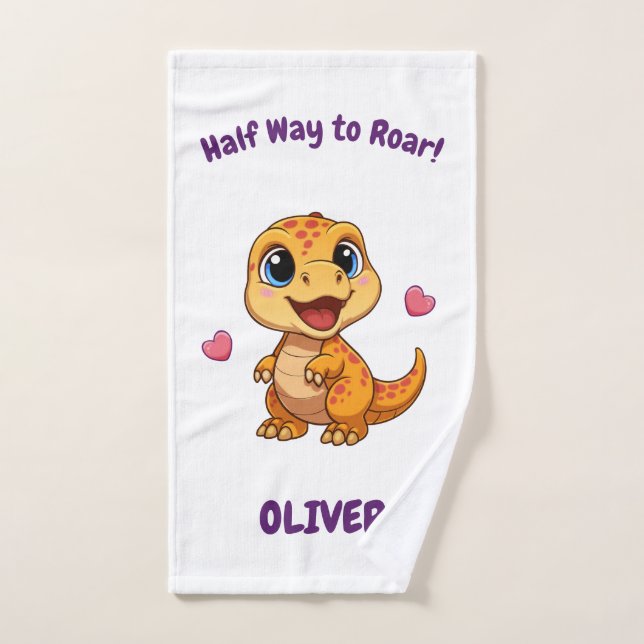 Personalized Halfway to One Dinosaur 6 Month Handtuch (Handtuch)