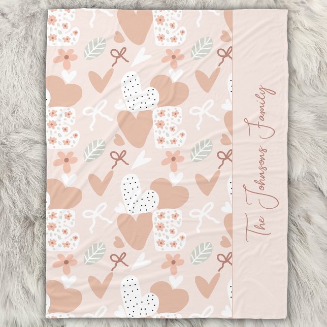 Personalized hand drawn, love, ribbons and hearts  fleecedecke (Von Creator hochgeladen)