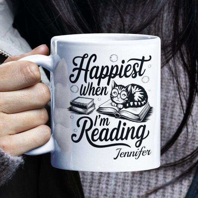 Personalized Happiest When I'm Reading Bookworm Kaffeetasse (Happiest when I'm reading mug close up)