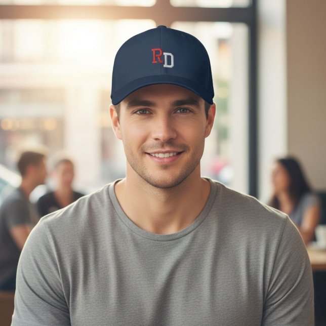 Personalized Initial Baseball Cap -  Embroidered  Bestickte Baseballkappe (Von Creator hochgeladen)