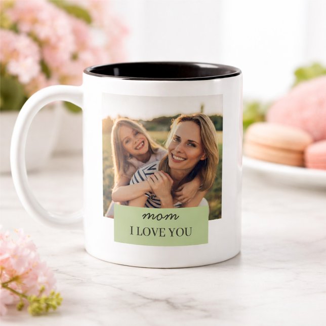 Personalized Mom I Love You Photo Sage Green Zweifarbige Tasse (Von Creator hochgeladen)