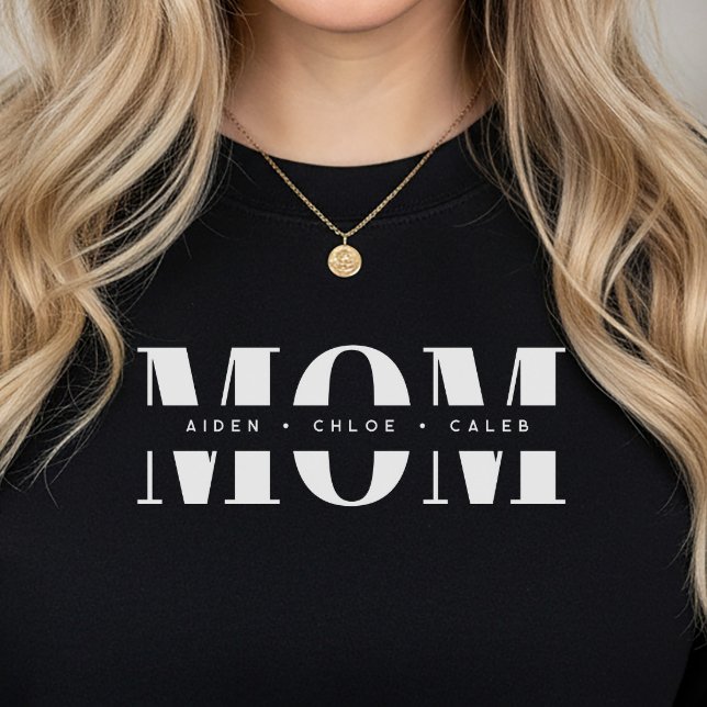 Personalized MOM Kids’ Names, Modern Chic Mom Gift Sweatshirt (Von Creator hochgeladen)