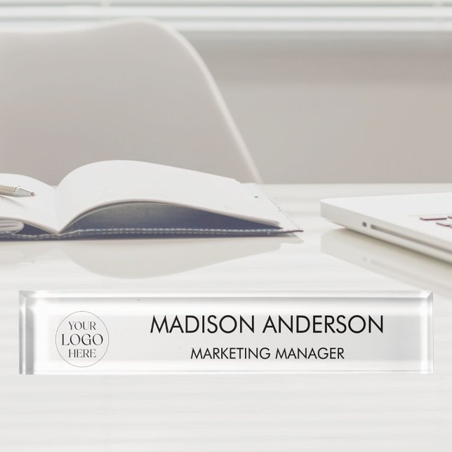 Personalized Name Business Logo Modern Template Namensplakette (In situ)