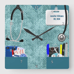 Personalized Nurse Scrubs in Teal Pattern Quadratische Wanduhr