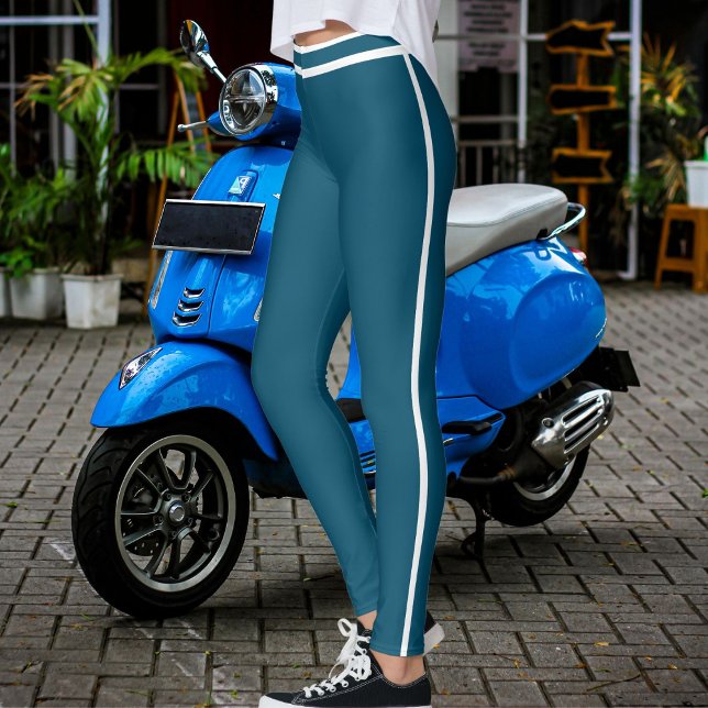 Personalized Ocean Blue White Stripes Custom Text Leggings (Von Creator hochgeladen)