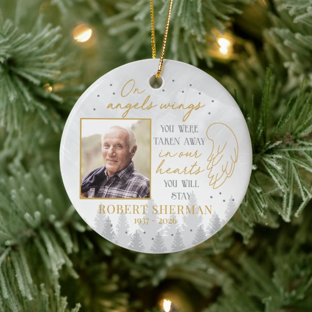 Personalized On Angels Wings Photo Ornament (Baum)