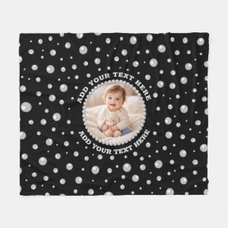 Personalized Photo with Pearls Circle on Black Fleecedecke