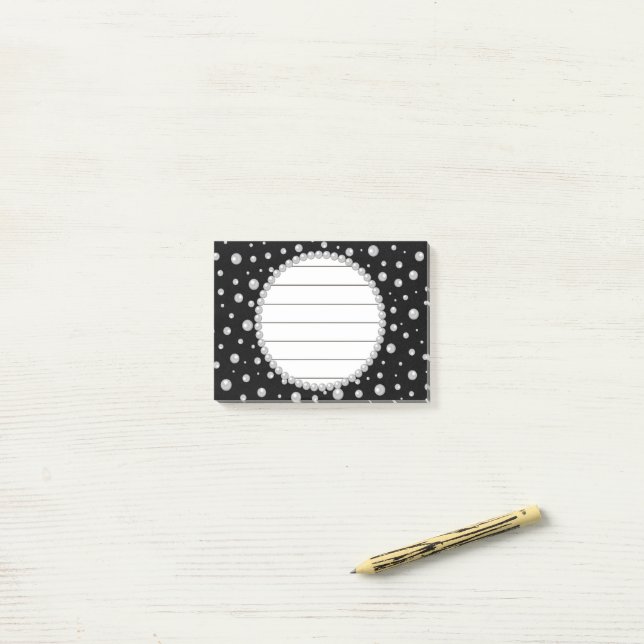 Personalized Photo with Pearls Circle on Black Post-it Klebezettel (Auf Schreibtisch)
