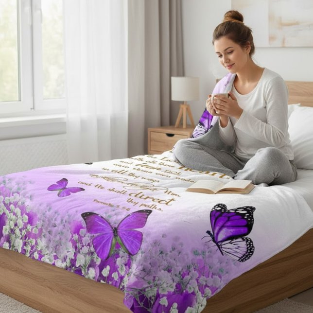 Personalized Purple Butterfly Proverbs 3:5-6 Relig Fleecedecke (Von Creator hochgeladen)