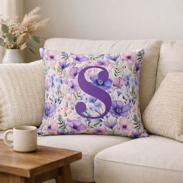 Personalized Purple Floral Monogram Kissen