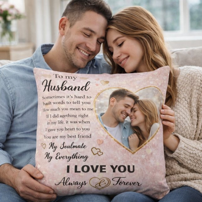 Personalized Romantic Gift for Husband Love Messag Kissen (Von Creator hochgeladen)