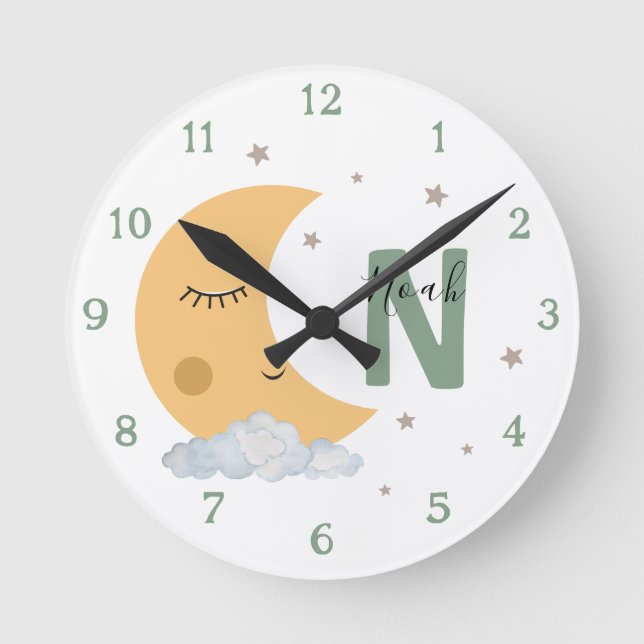 Personalized Sage Green Moon Nursery Clock Custom Runde Wanduhr (Vorderseite)