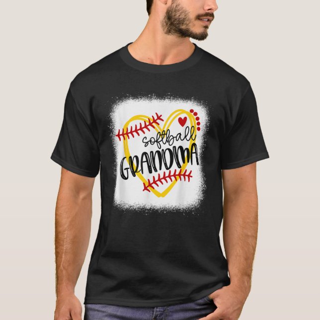 Personalized Softball Heart Tee Cute Grandma Women (Vorderseite)
