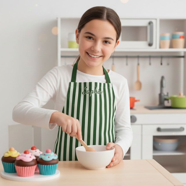 Personalized Stripe Apron for Kids and Adults Schürze (Von Creator hochgeladen)