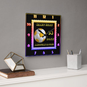 Personalized Yellow Text Soccer square clock Quadratische Wanduhr