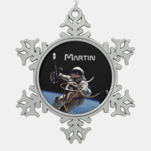 Persönlicher Astronautenspaziergang Schneeflocken Zinn-Ornament