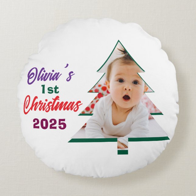 Personlized Photo Olivia's 1st Christmas Tree  Rundes Kissen (Vorderseite)