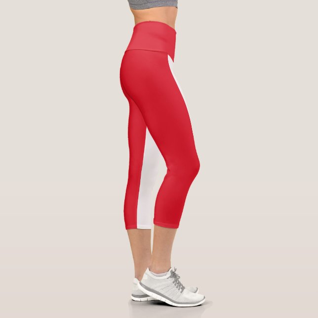 Peru-Flagge Capri Leggings (Rechts)