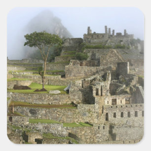 Peru, Machu Picchu. Die alte Zitadelle Quadratischer Aufkleber
