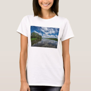 Peruanische Dschungel-Reflexionen T-Shirt