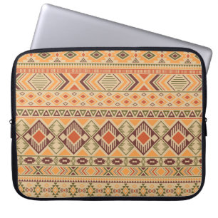 Peruanische Inder: Tribal Geometric Seamless Laptopschutzhülle