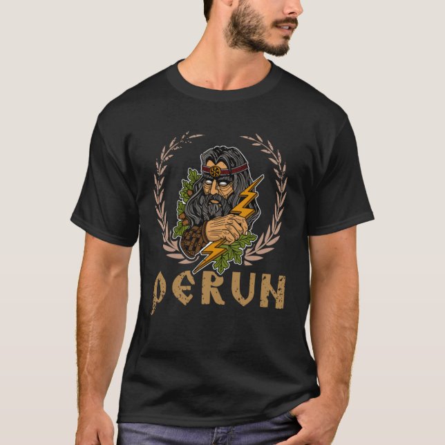 Perun Slavic-Mythen Heidenfürst Sturmwaffe 2 T-Shirt (Vorderseite)