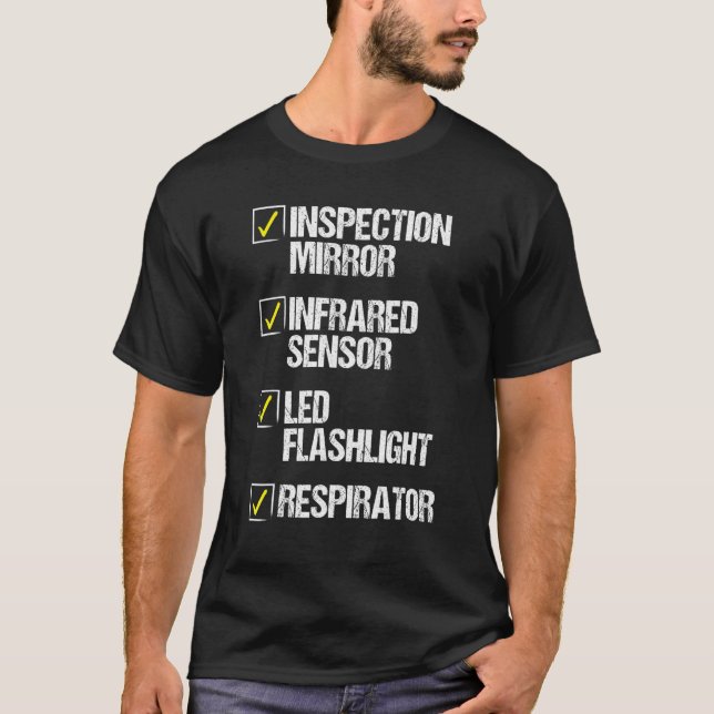 Pest Control Technician Infrared Sensor Flashlight T-Shirt (Vorderseite)