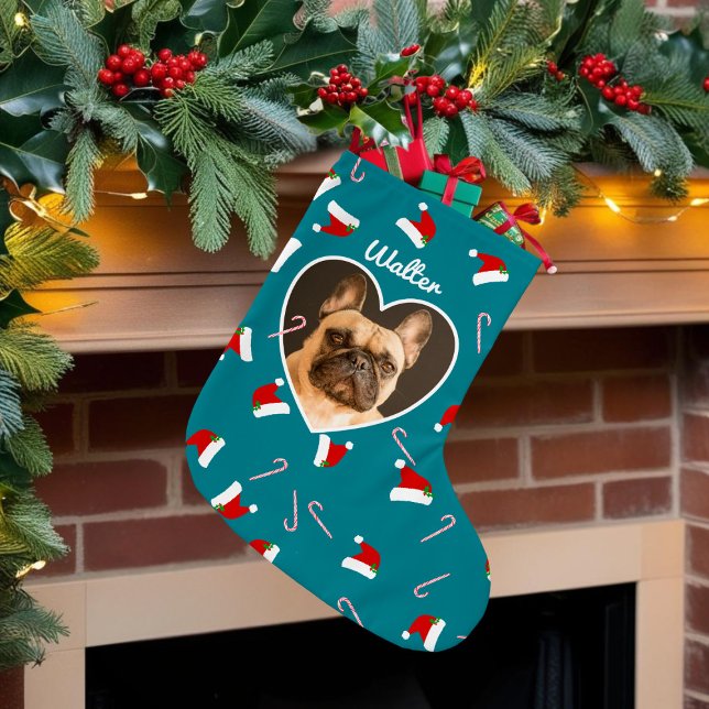 Pet Foto Weihnachtsmannmütze Muster Dog Weihnachte Großer Weihnachtsstrumpf (This christmas stocking is begging to be filled with all the good stuff. No coal allowed!)