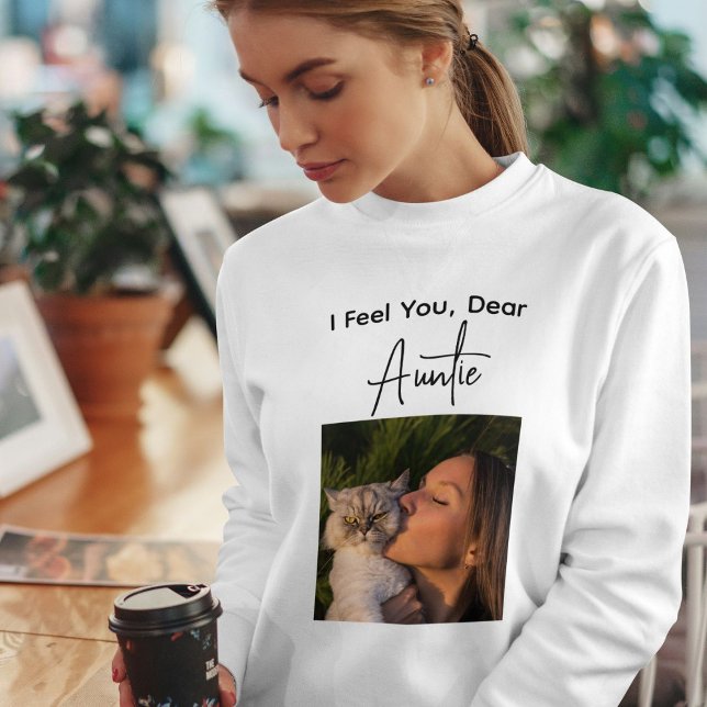 Pet Lover Black Script Customized Cat Auntie Photo Sweatshirt (Von Creator hochgeladen)