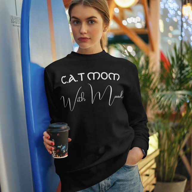 Pet Lover Personalized White Script Black Cat Mom Sweatshirt (Von Creator hochgeladen)
