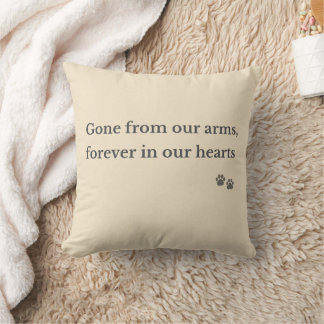 Pet Memorial Pillow – Forever in Our Hearts Kissen