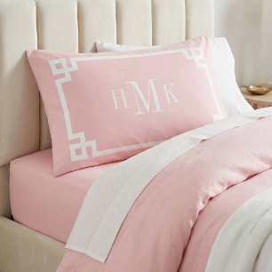 Petale Pink Griechisches Schlüssel-Monogramm Paar Kissenbezug