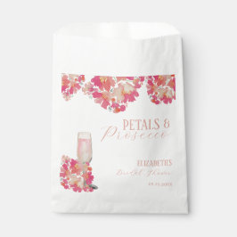 Petals & Prosecco Brautparty Blumenrosa Geschenktütchen