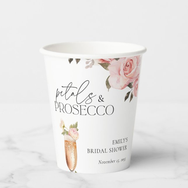 Petals & Prosecco Brautparty Pappbecher (Vorderseite)
