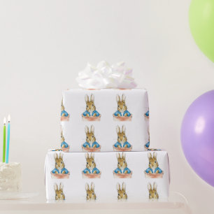 Peter das Kaninchen in einer Papiertafel sitzen Geschenkpapier