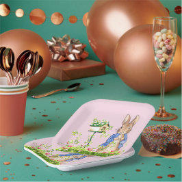 Peter der Kaninchen in seinem Garten Pappteller