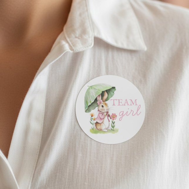 Peter Rabbit Team Girl Gender Reveal Runder Aufkleber (Team Girl Peter Rabbit storybook themed gender reveal voting guest labels.)