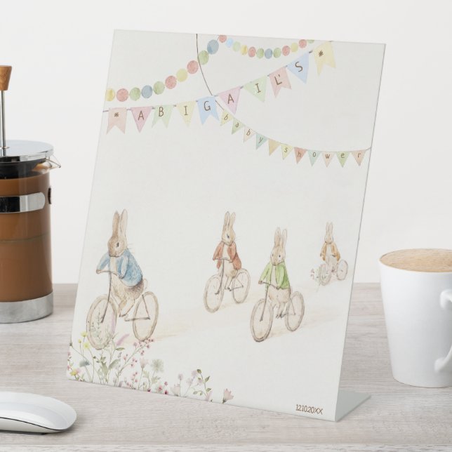 Peter the Rabbit Bunny Gender Baby Shooting Sign Sockelschild (In Situ)