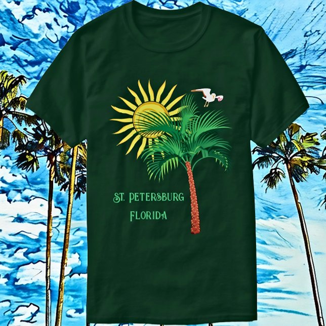 Petersburg Florida Palm Tree und Seagull T-Shi T-Shirt (Von Creator hochgeladen)