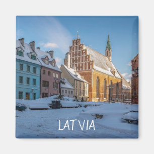 Peterskirche im Winter in Riga, Lettland Magnet