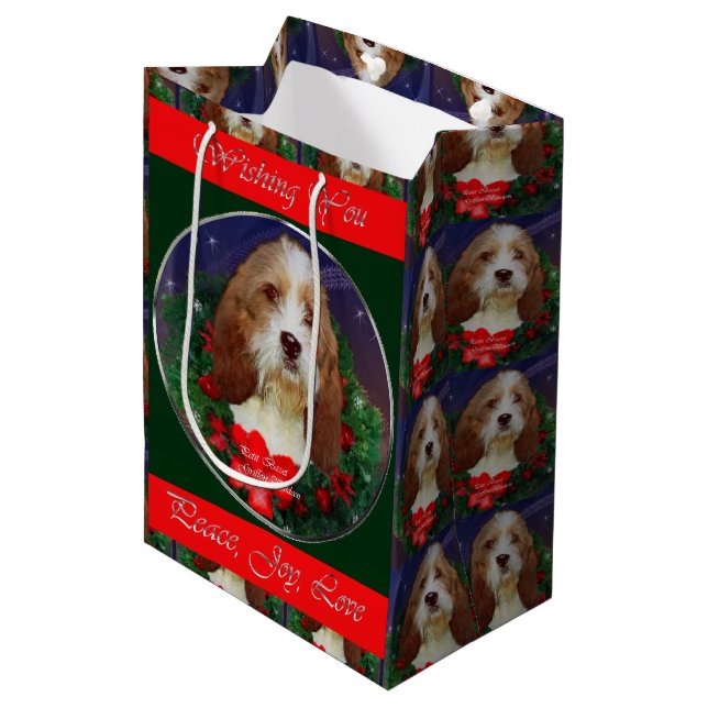 Petit Basset Griffon Vendeen Christmas Mittlere Geschenktüte (Vorderseite Schrägansicht)