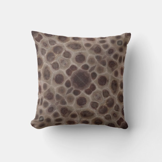 Petoskey Stone Throw Pillow Kissen (Vorderseite)